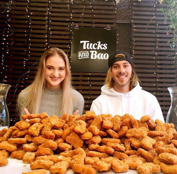 Edan! Bobot Mantan Ratu Kecantikan Ini Cuma 48 Kg Tapi Porsi Makannya Gila