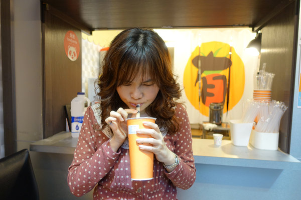 行天宮站飲料店-有什麼水果茶專賣店，行天宮站飲料外送，行天宮珍奶、好喝鳳梨冰茶推薦，六甲田莊鮮奶、自煮鮮果做的養生飲品，松江路上班族飲料推薦 