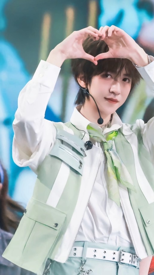 𝗚𝗮𝗹𝗮𝘅𝘆 𝗼𝗳 𝗗𝗿𝗲𝗮𝗺𝗲𝗿𝘀✨
