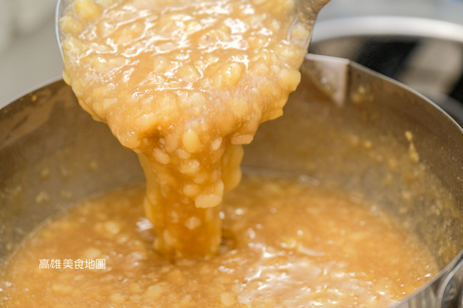 呷大碗(高雄鳳山)20多純手工配料搭暖呼呼香濃燒仙草&冬季限定新鮮草莓雪花冰必吃