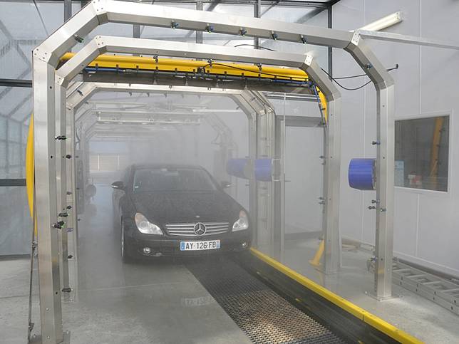在都會區逐漸消失的隧道洗車機 Digimobee Line Today