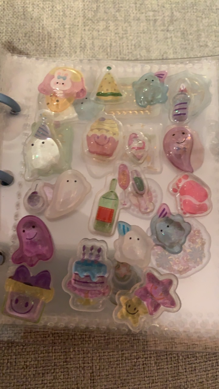 シール帳好きな人集まれ！