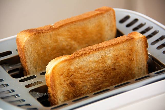 7 Cara Tepat Ngurangin Rasa Pedes Sehabis Makan