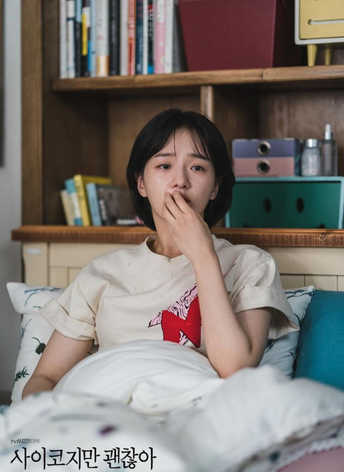 《雖然是精神病但沒關係》朴珪瑛造型解析4：朱里「層疊式造型」，陽光又可愛