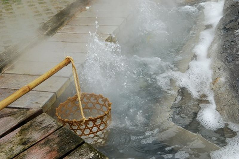宜蘭鳩之澤溫泉：在石頭裡泡湯