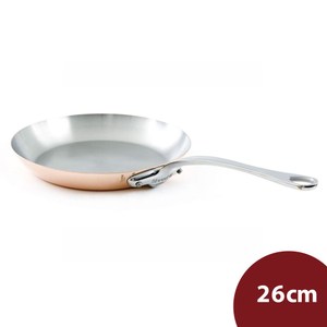 1. M’Passion 系列是Mauviel 針對糕點愛好者開發的系列 2. 法國超過180年的工藝技術，米其林大廚的愛用品牌 3. 銅材質適用於製做糕點與果甜點