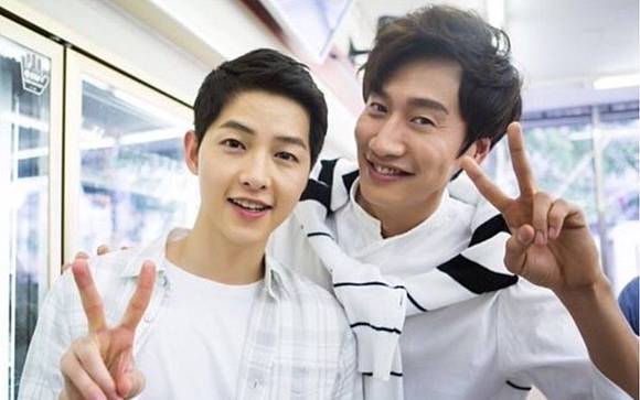 Song Joong Ki Dan Lee Kwang Soo Ke Nikahan Teman Foto Bareng Curi Perhatian Wowkeren Media Line Today