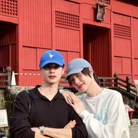 แมวส้มชอบอ่านฟิค