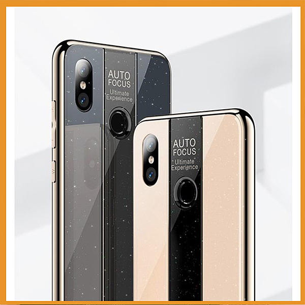 正反加高設計n高出0.3mm防刮攝像頭n保護手機四角抗震緩衝n有機玻璃鏡片電鍍軟邊n拆裝不傷機身