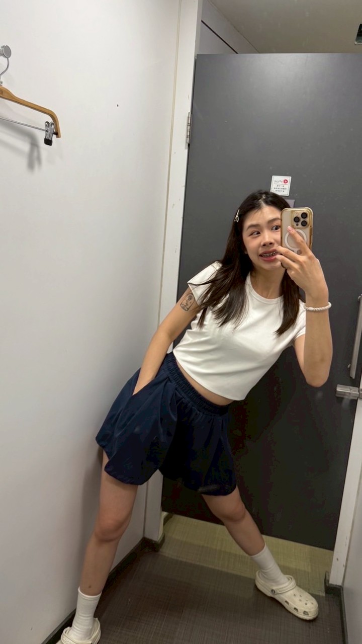 小炫砲穿搭分享姐妹群✨