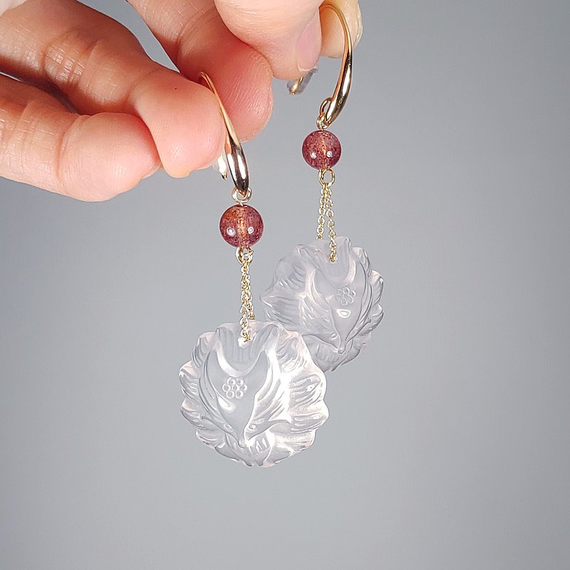 天然星光粉晶、草莓晶、九尾狐仙、狐狸、神獸、18K金、耳環、招財、人緣、情人、能量