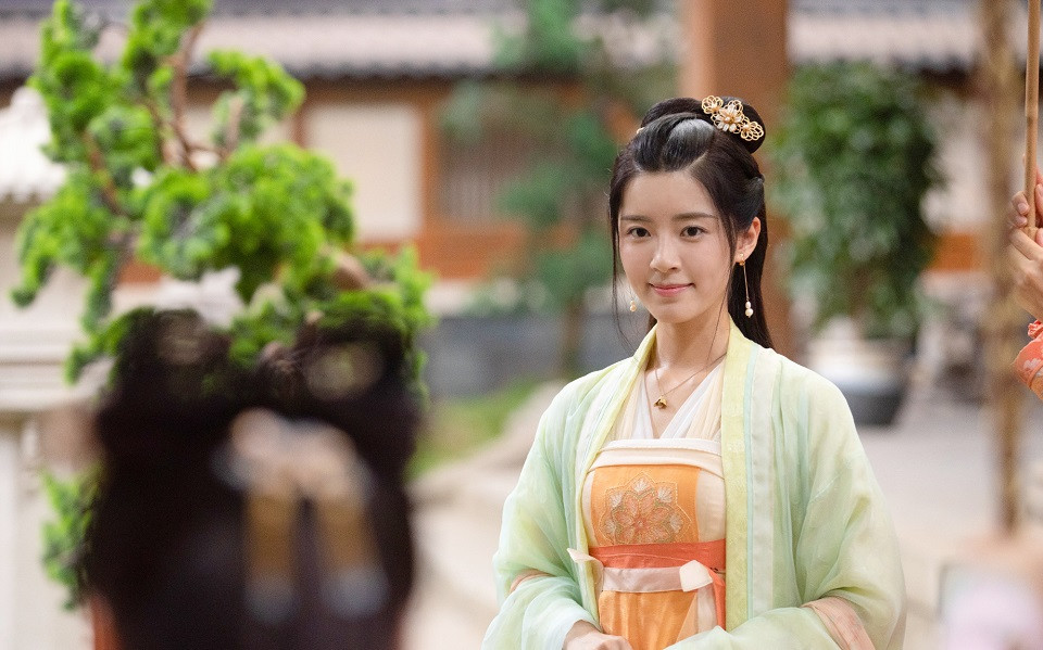 古裝劇《三嫁惹君心》古裝男神&女神10：董馨