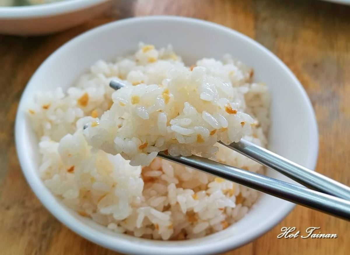 蒜味控集合啦！全台７家最強爆蒜美食：限量蒜香烤雞、芋泥蒜香包、蒜粒湯包