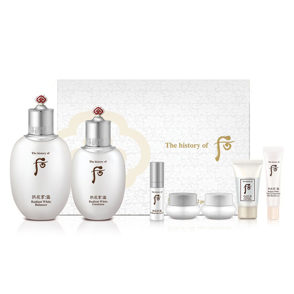 【商品規格】容量/規格:1. 拱辰享:雪 拱辰享雪白美肌水 150ml2. 拱辰享:雪 拱辰享雪白乳液 110ml3. 拱辰享雪白精華 輕巧版 15ml4. 拱辰享淨透亮采水凝霜 輕巧版 4ml5. 