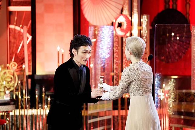 草彅剛封 日本奧斯卡 影帝長澤正美眼濕濕封后 On Cc 東網 Line Today