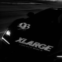 レーシングマスター LIBERTY WALK ✖️XLARGE ROOM