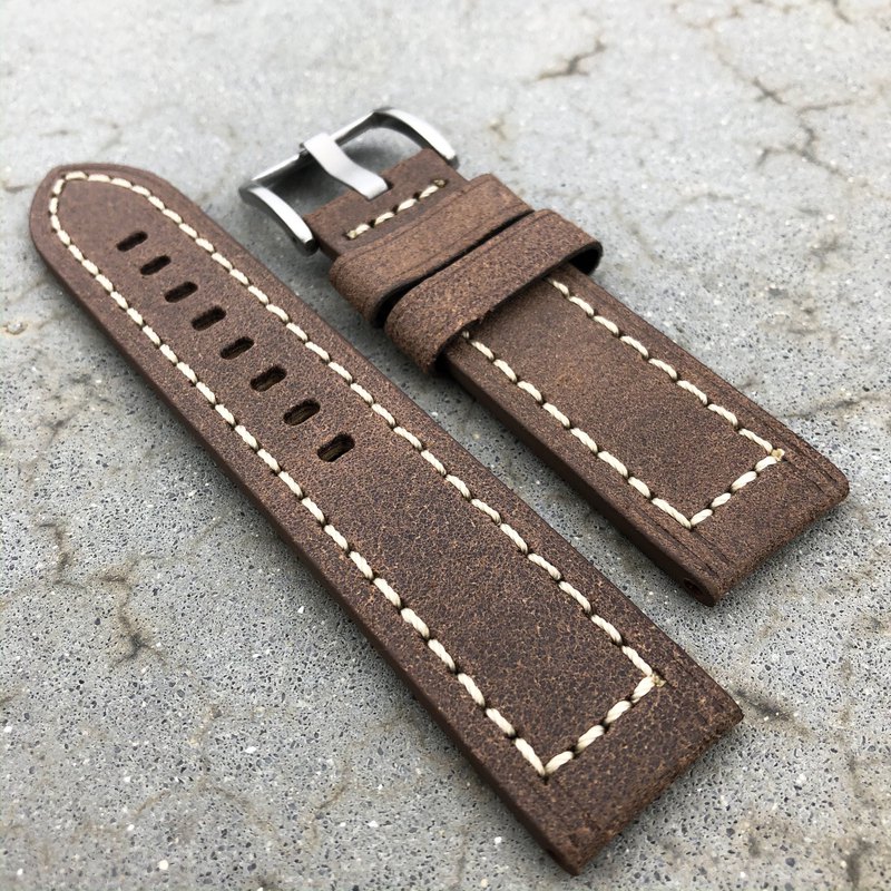 Continental系列，我們Samurai Vintage自家品牌的第二個手工皮革錶帶系列。 Continental系列由我們的皮革工匠100%全手工製作，並以仿舊的意大利皮革製成。