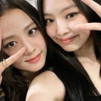 Jisoo&Jennie BLACKPINK