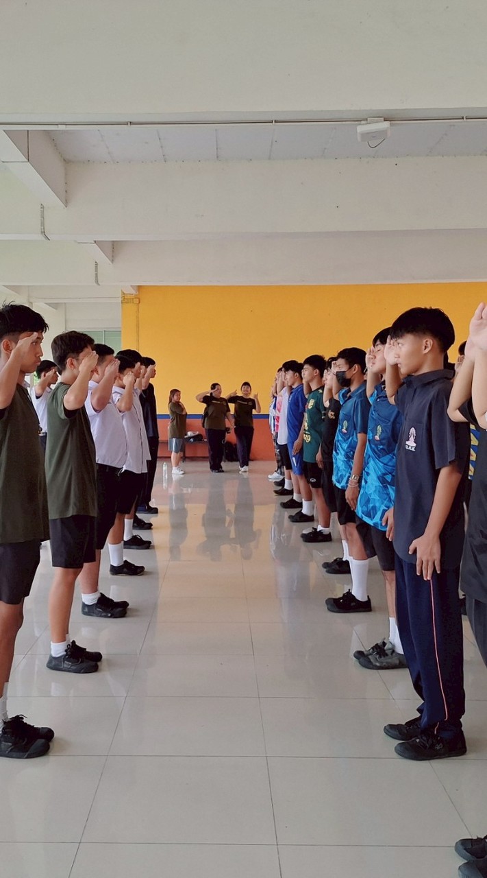 ผู้สมัครเพื่อทดสอบเข้าเป็นนักศึกษาวิชาทหารปี 1 บ.ด.ส.