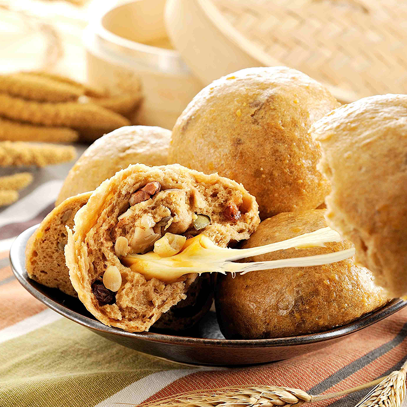 嚴選美味，方王媽媽手做堅果饅頭，真材實料製作，給您最佳品質，每一口都吃得到那絕佳口感與香氣，令人難以忘懷，大人小孩都愛吃！現在有5種口味可以選購。