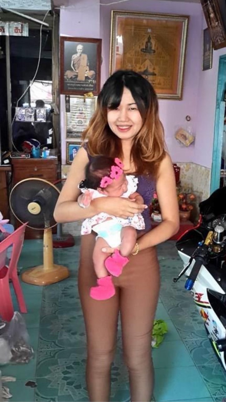 คนสวยเขาคุยกัน