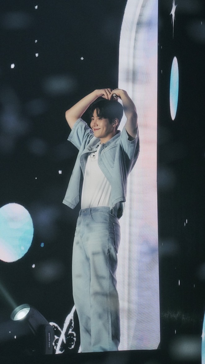 김선호 เจ้าชายลักยิ้ม 💙(Kimseonho)🙃 ◡̈