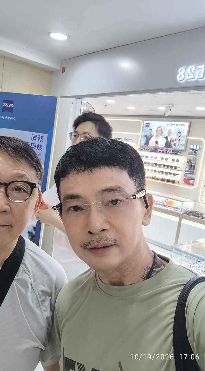 AI glasses