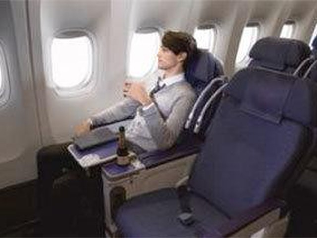 国際線プレミアムエコノミー、マイルで利用可に ANA（乗りものニュース）