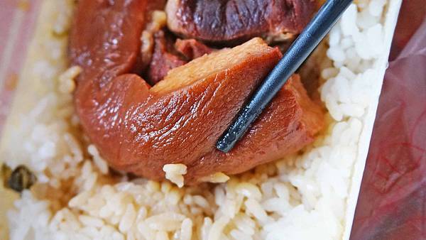 【台中美食】大豐爌肉飯-得過大獎的超人氣知名控肉飯店