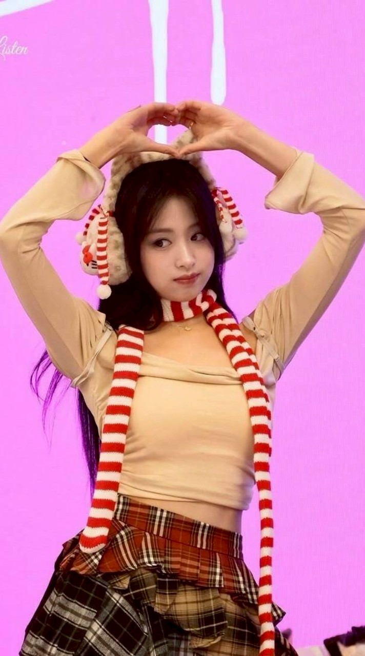 ೀ⋆棠 戀 璃 心⊹₊˚‧