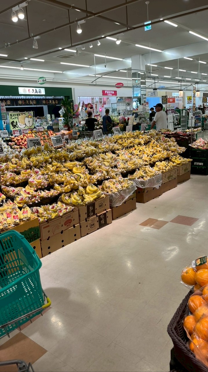 スーパーマーケットの店員限定