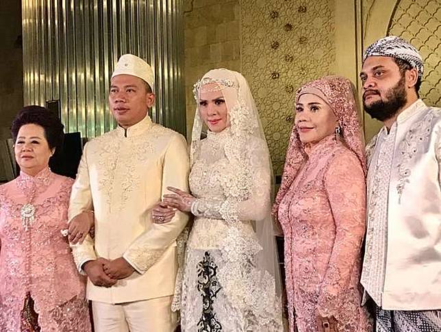 Deretan Kejanggalan dalam Foto dan Video Pernikahan Vicky Prasetyo dan Angel Lelga, Netizen ...