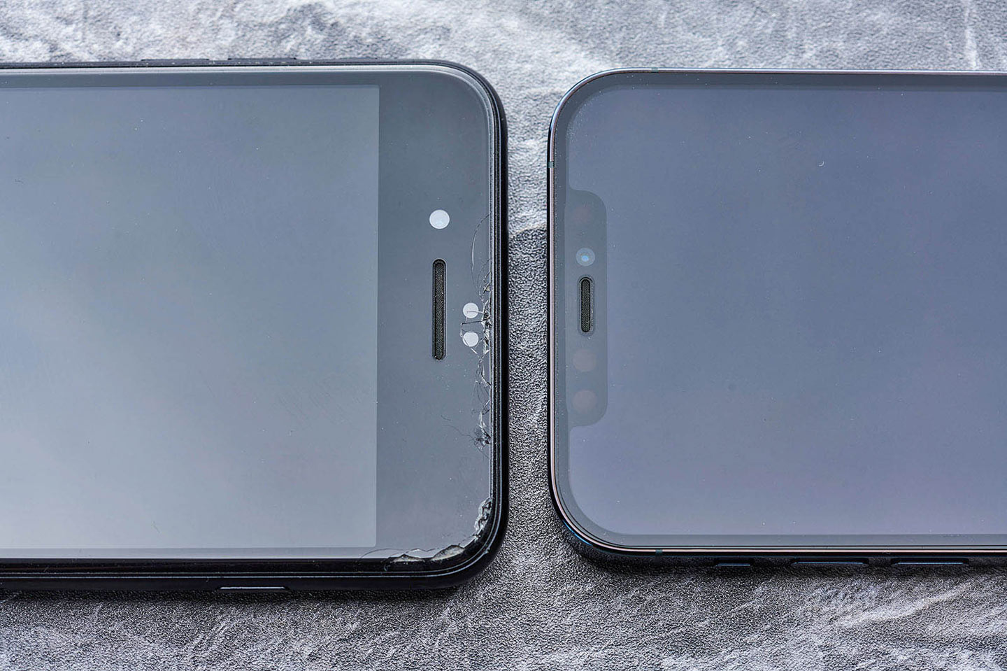 最強防護來襲！專為 iPhone12 系列量身打造的犀牛盾組合：3D 壯撞貼、Mod NX + SolidSuit 完美打造 360 度零死角防護！