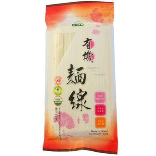 細麵的獨特口感,細而彈Q品名：《統一》 有機麵線規格：300g/包注意事項：請勿勿放置在陽光直射與潮濕處，包裝拆封後，請儘速使用完畢，以防變質。商品成份、營養標示，以商品背面標示為準。產品網頁因拍攝關