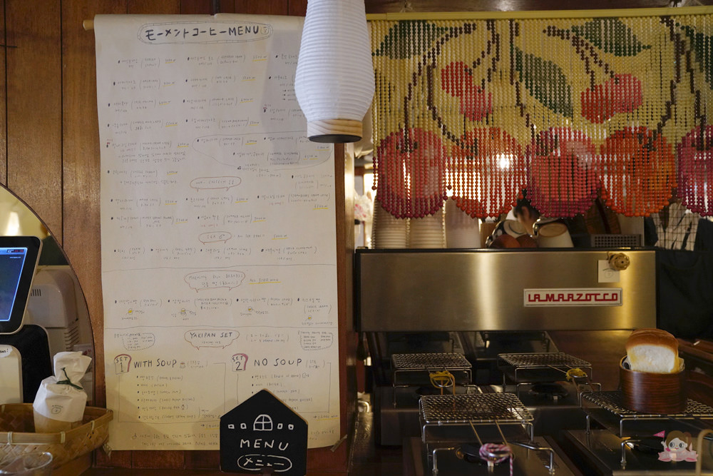 弘大&延南洞咖啡 MOMENT COFFEE (모멘트카페)，美味吐司自己烤，日系雜貨文青風、韓式網美咖啡店