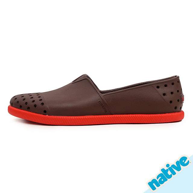 ◆ 加拿大國民輕量鞋 Native Shoes◆ 下雨or海灘必備的防水休閒鞋。◆ 顏色多元適合各種穿著搭配。◆ 超輕的重量讓活動更自在方便。◆ 原廠平行輸入正品，海外直送。