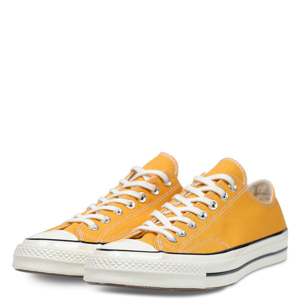 運動鞋，跑步鞋，慢跑鞋，籃球鞋，足球鞋，休閒鞋，板鞋