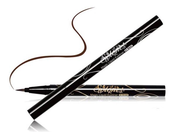 Solone~愛麗絲魔法眼線液筆(0.5ml) 兩款可選【D720115】，還有更多的日韓美妝、海外保養品、零食都在小三美日，現在購買立即出貨給您。