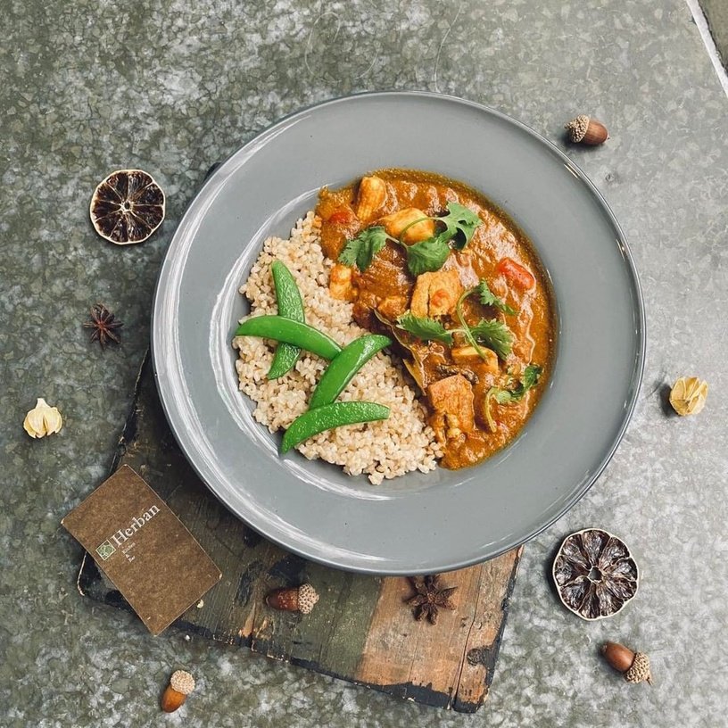 台北蔬食異料餐廳推薦1：Herban Kitchen &amp; Bar 二本餐廳