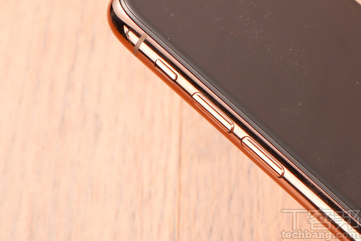 iPhone XS 第一手開箱！細看水潤金色機身、後製景深控制實測 (內含影片)