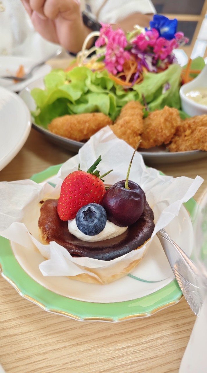 คุยเพลินกับกุ๊กไก่