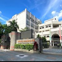 東湖國中耍憨群