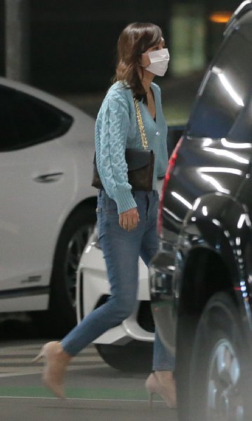 嵐粉絲悲鳴 二宮和也駕愛車接送伊藤綾子 Line購物