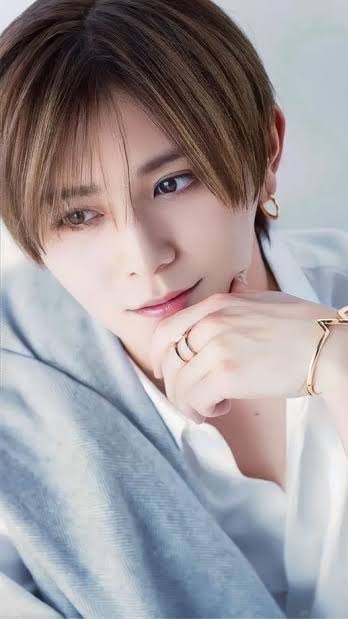 山田涼介推し集まって欲しい