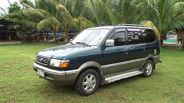 Bule Ini Sebut Kijang Kapsul Mobil Terbaik Se Asia Tenggara Ini
