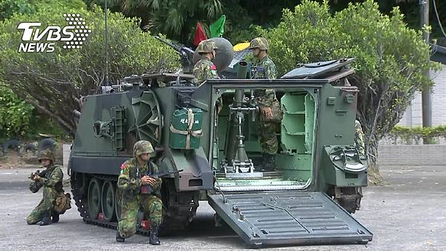 畢業不用先入伍 這批人可隔年2月再當兵 Tvbs Line Today