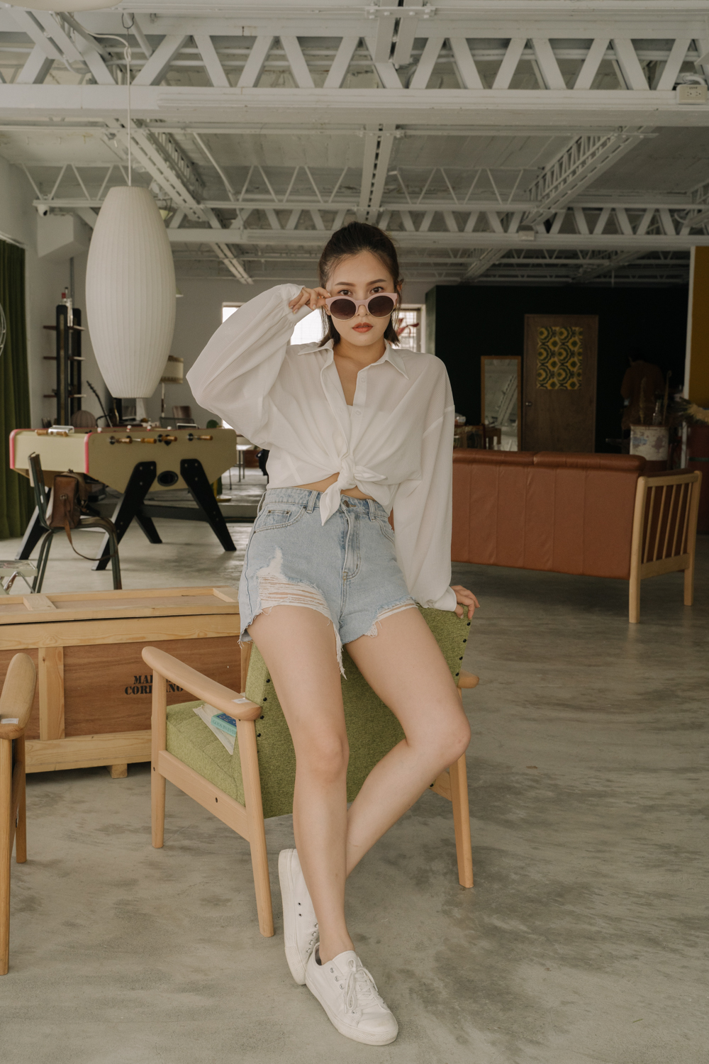 顯瘦長抽鬚牛仔短褲-Mellow