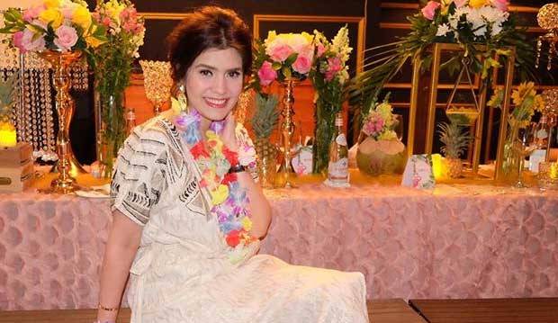 Jarang Go Public Ternyata Begini Momen Liburan Carissa Putri Dan Suami Cumicumi Com Line Today