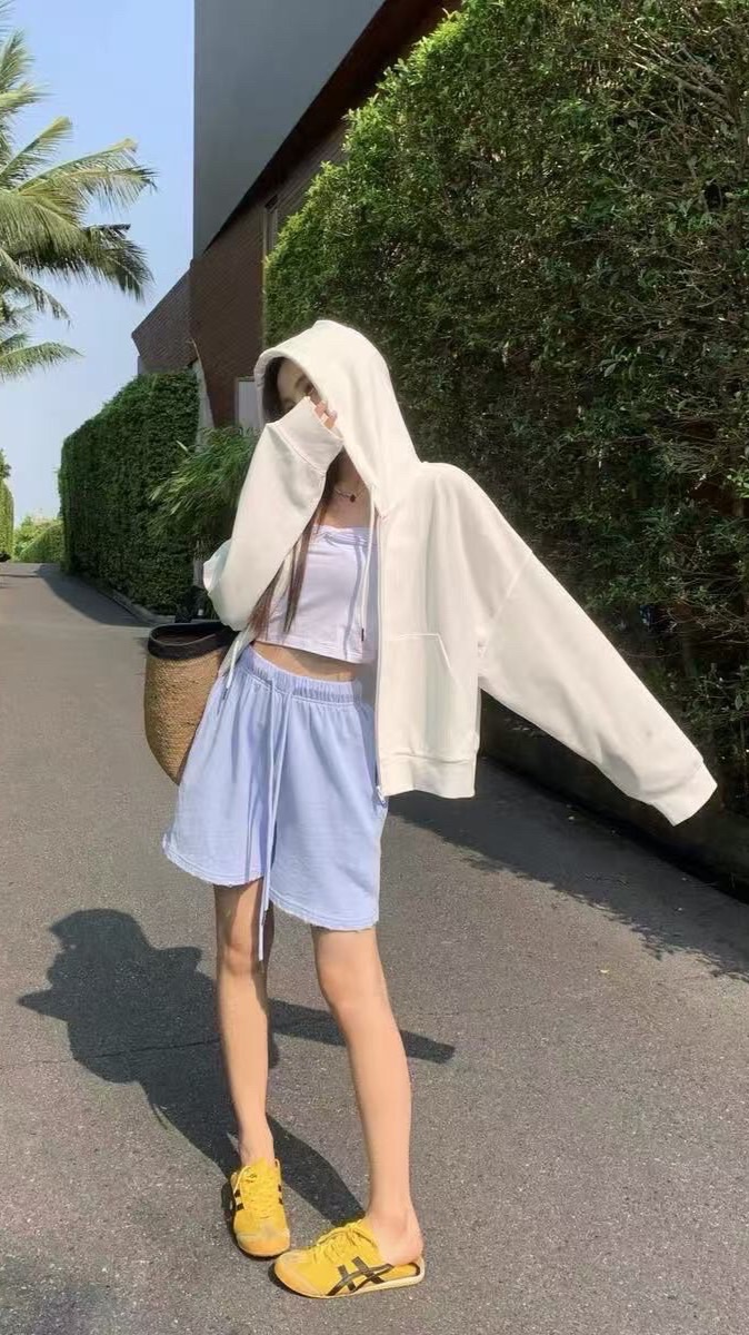 Eva 男女服飾