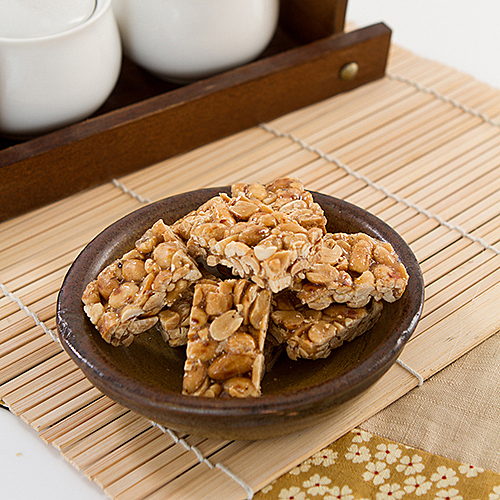 天然原味健康零嘴, 不含防腐劑n•新鮮現做~傳承的好味道~n•吃了停不了! 好吃不黏牙n•素食可用